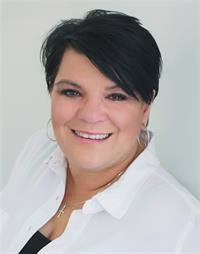 Agent photo – Sheri Colford