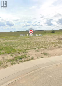 Listing photo – 3704 71 St. Close, Camrose