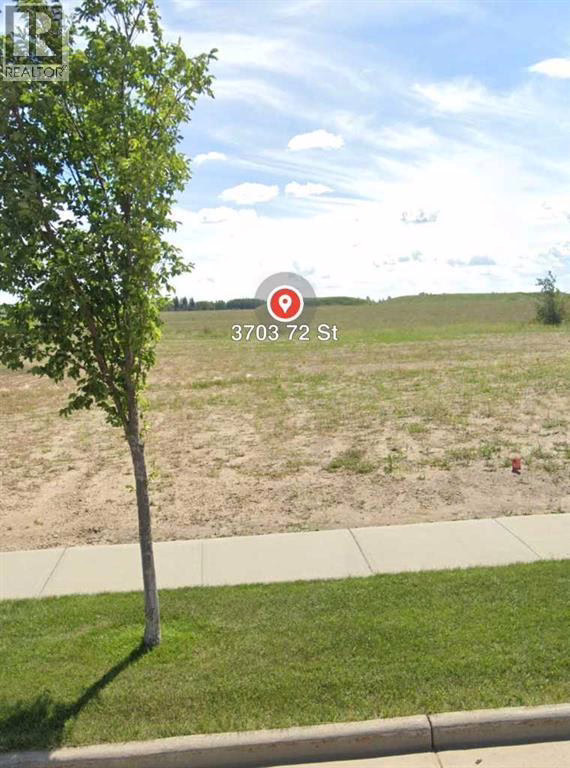 Listing photo – 3703 72 St. Close, Camrose