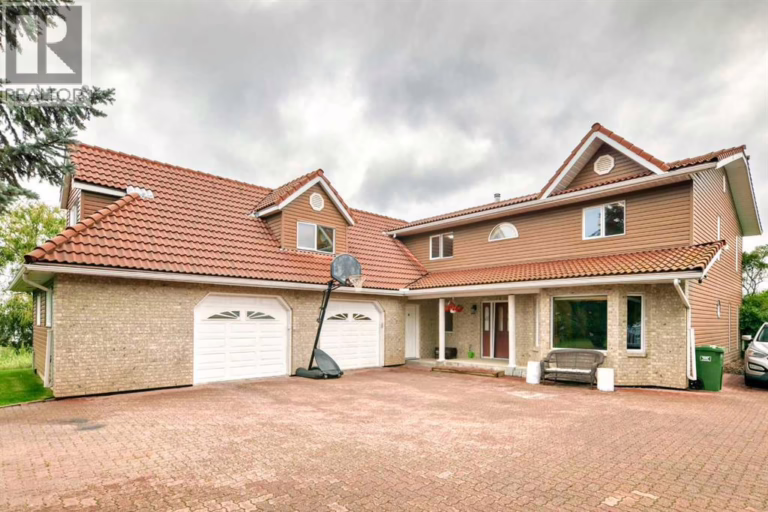 9 Rustic Road, Norglenwold