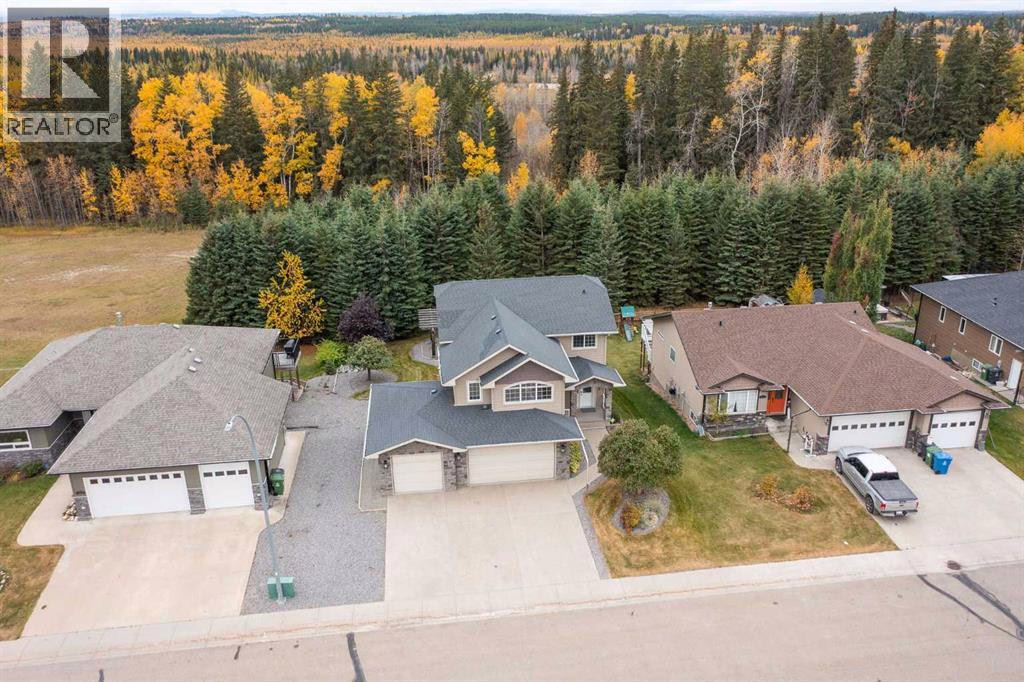 Listing photo – 7206 61 Street, Rocky Mountain House
