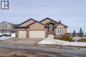 Listing photo – 3804 69A StreetClose, Camrose