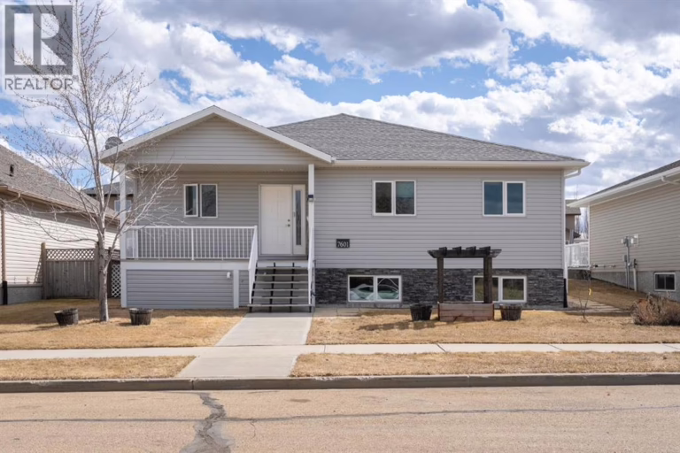Listing photo – 7601 41 Avenue, Camrose