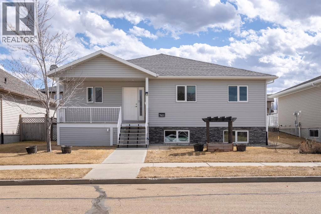 Listing photo – 7601 41 Avenue, Camrose