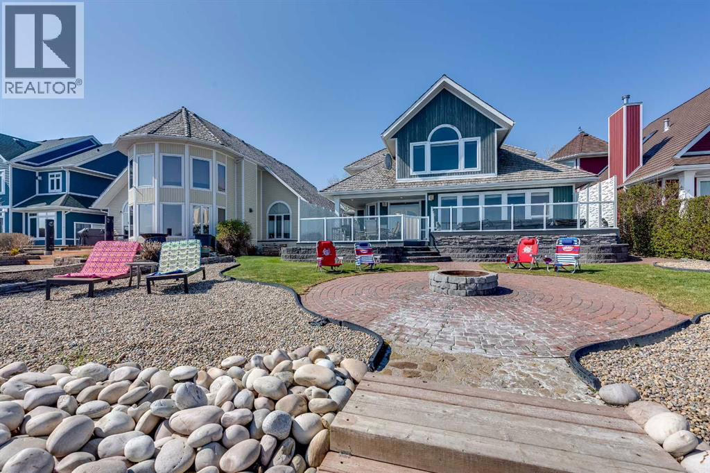 Listing photo – 384 Marina Bay Place, Sylvan Lake