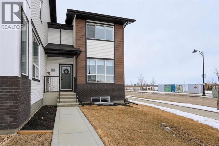 Listing photo – E, 2 Evergreen Way, Red Deer