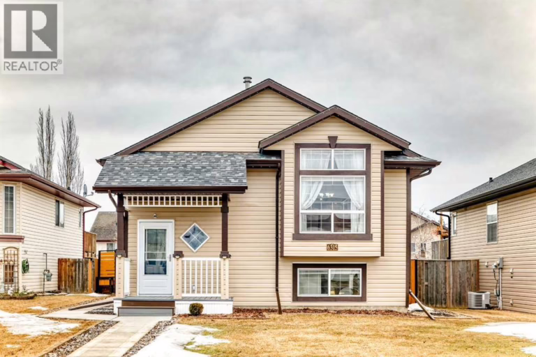 Listing photo – 6315 60 StreetClose, Ponoka