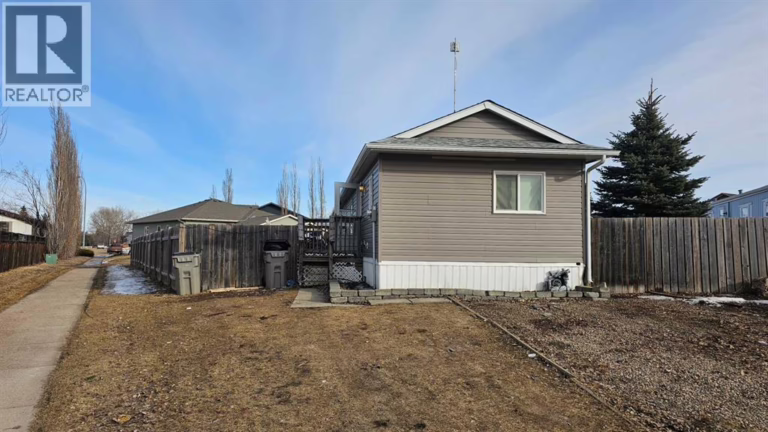6001 53 Avenue Close, Stettler