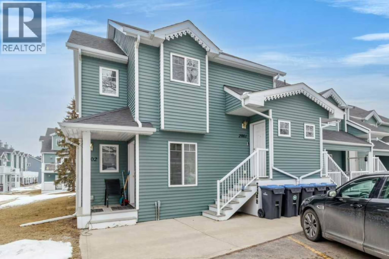 2001, 5220 50A Avenue, Sylvan Lake