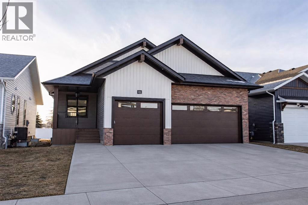 Listing photo – 20 Emmett Crescent, Red Deer