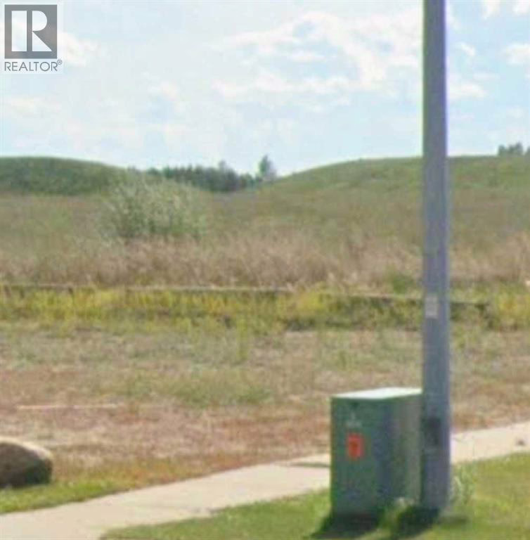 Listing photo – 3713 Marler Drive, Camrose