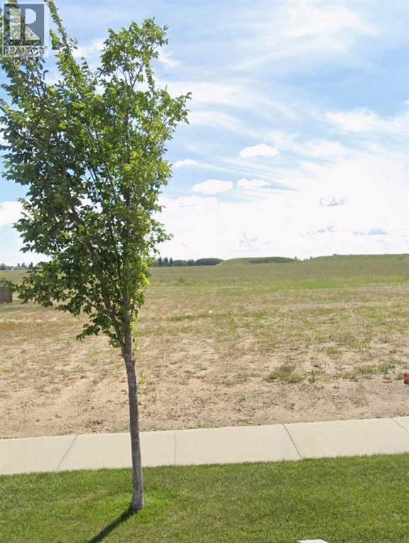 Listing photo – 7002 38 Avenue, Camrose