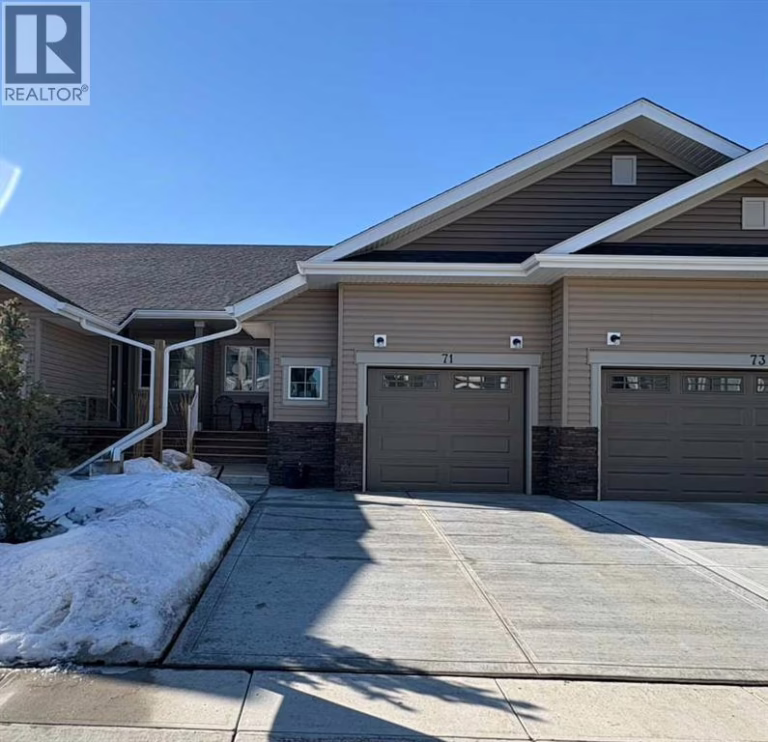 Listing photo – 71 Golden Crescent, Red Deer