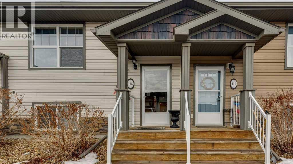 Listing photo – 115 Redwood Boulevard, Springbrook