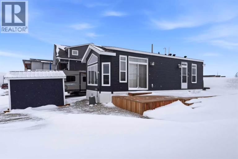 6120, 25054 South Pine Lake Road, Rural Red Deer County