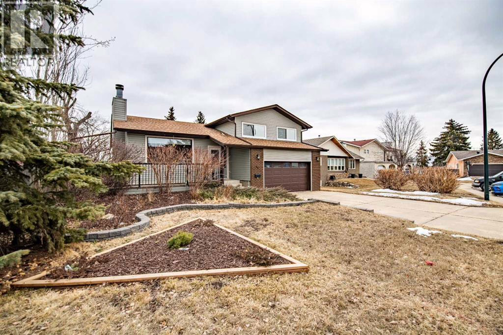 Listing photo – 44 Norwest Close, Red Deer