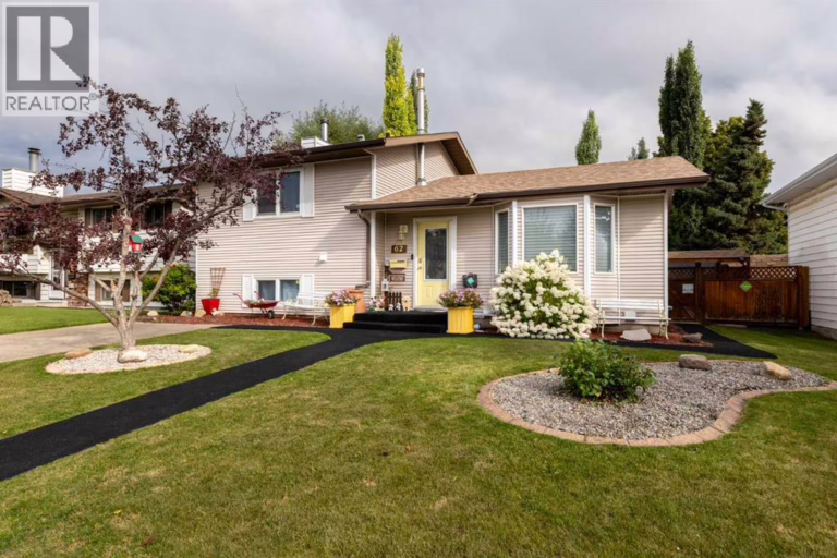 Listing photo – 62 Rupert Crescent, Red Deer