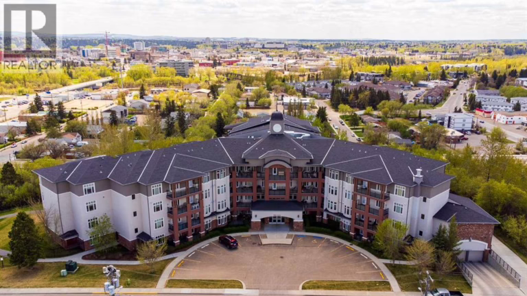 Listing photo – 303, 5213 61 Street, Red Deer