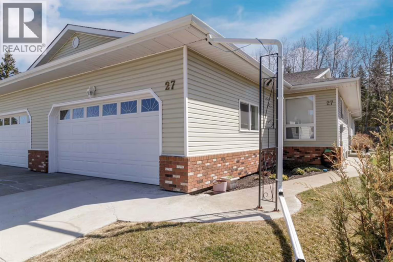 Listing photo – 27, 2821 Botterill Crescent, Red Deer