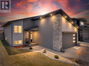 Listing photo – 31 Vanson Close, Sylvan Lake