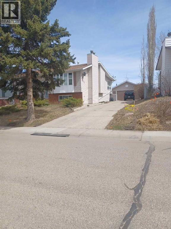 33 Forest Drive, Sylvan Lake