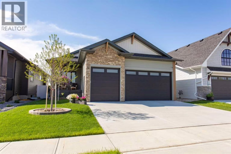 12 Emmett Crescent, Red Deer