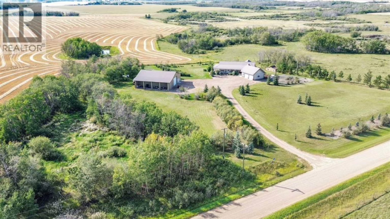 Listing photo – 38048 RR 19-4, Rural Stettler No. 6, County of