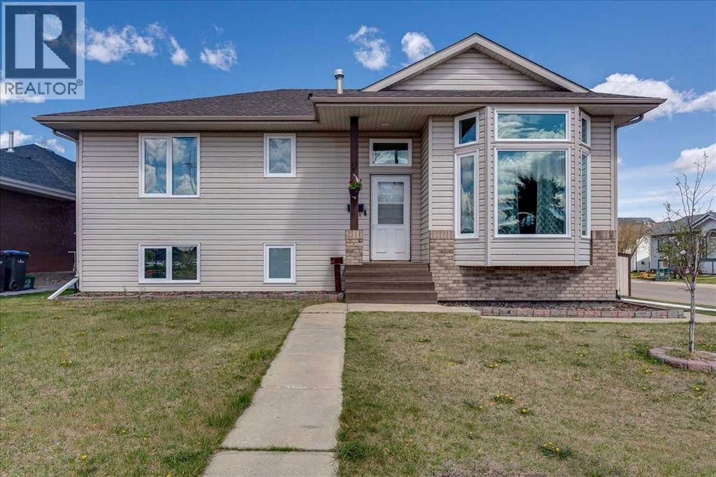 Listing photo – 4 HARRISON Road, Sylvan Lake