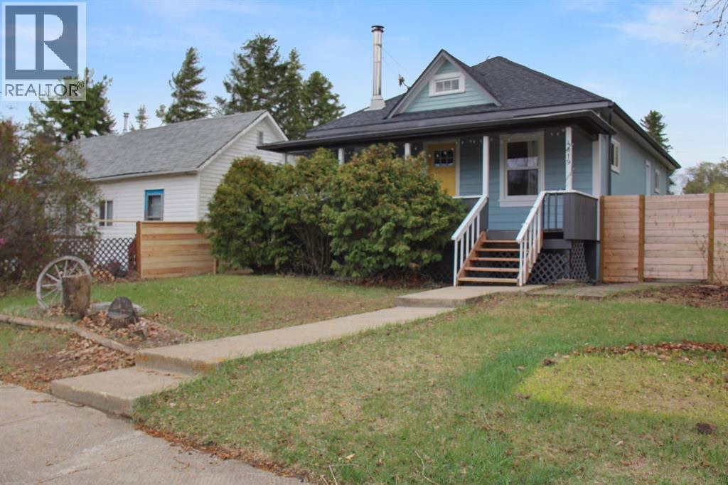 Listing photo – 4819 50 Street, Lougheed