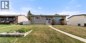 Listing photo – 6306 44A Avenue, Camrose