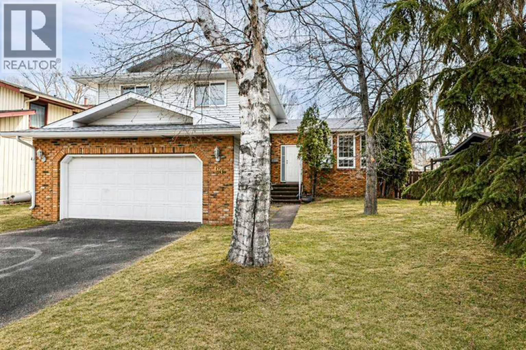 Listing photo – 65 Wiltshire Boulevard, Red Deer