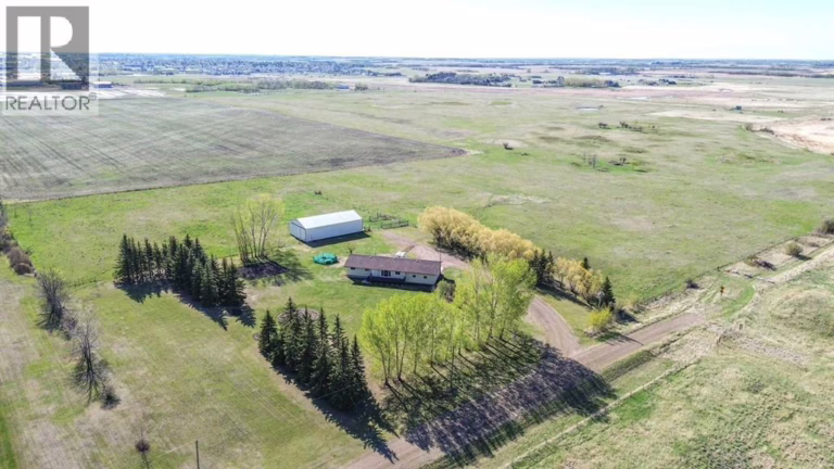 4905 82 Street, Stettler