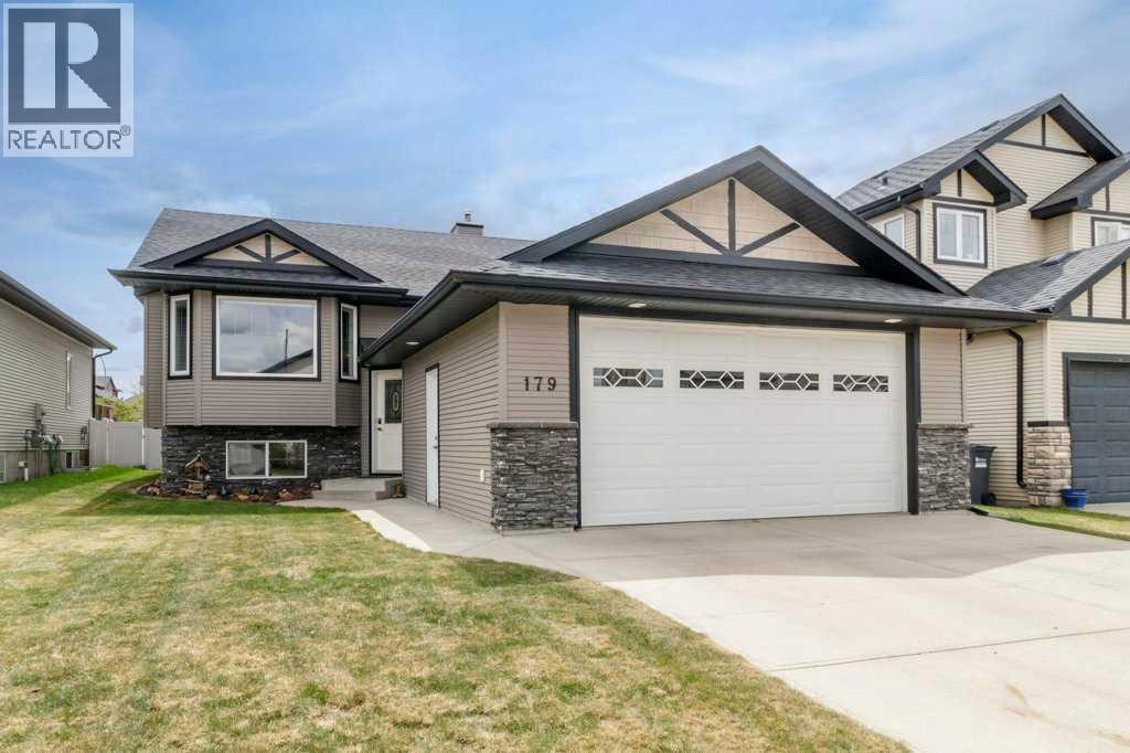 Listing photo – 179 Issard Close, Red Deer