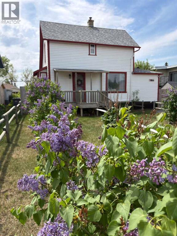 Listing photo – 5129 48 Avenue, Ponoka