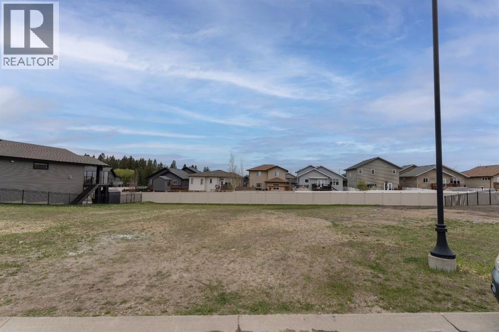 Listing photo – 10 Tyrrell Place, Red Deer
