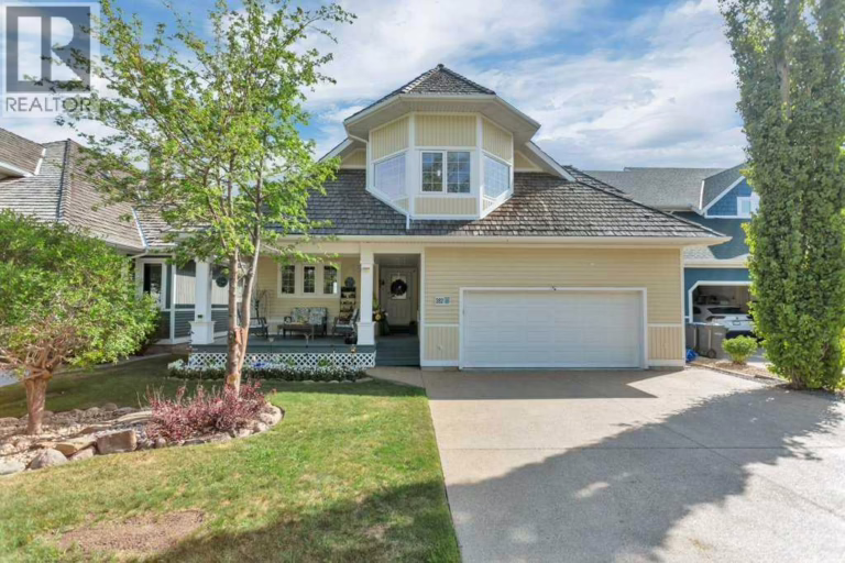 382 Marina Bay Place, Sylvan Lake