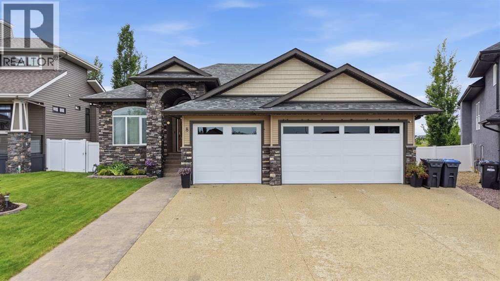 Listing photo – 8 Laurel Close, Sylvan Lake