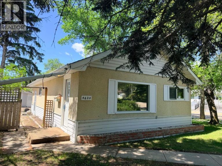 4624 56 Street, Camrose