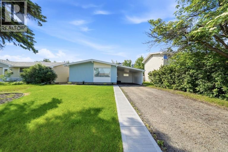 4233 33 Street, Red Deer