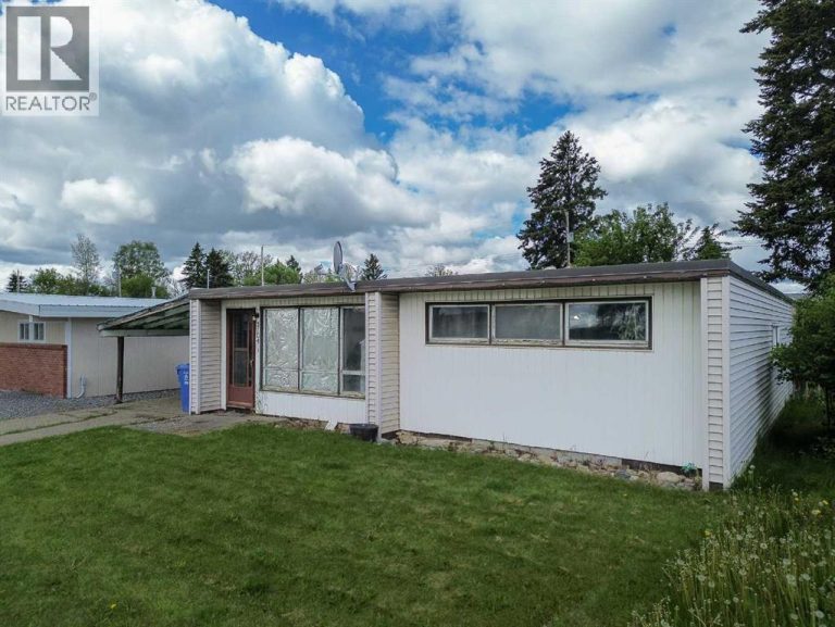 Listing photo – 5104 47 Street, Rocky Mountain House