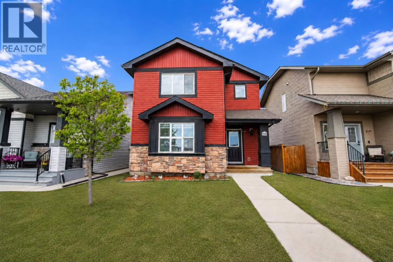 Listing photo – 318 Teasdale Drive, Red Deer