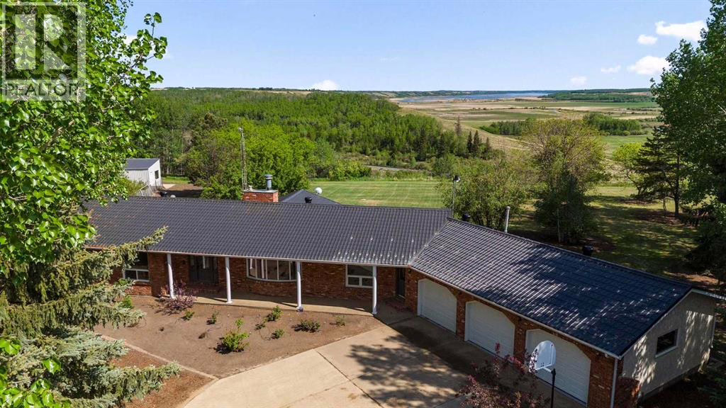 Listing photo – 46139 Range Road 205, Rural Camrose County