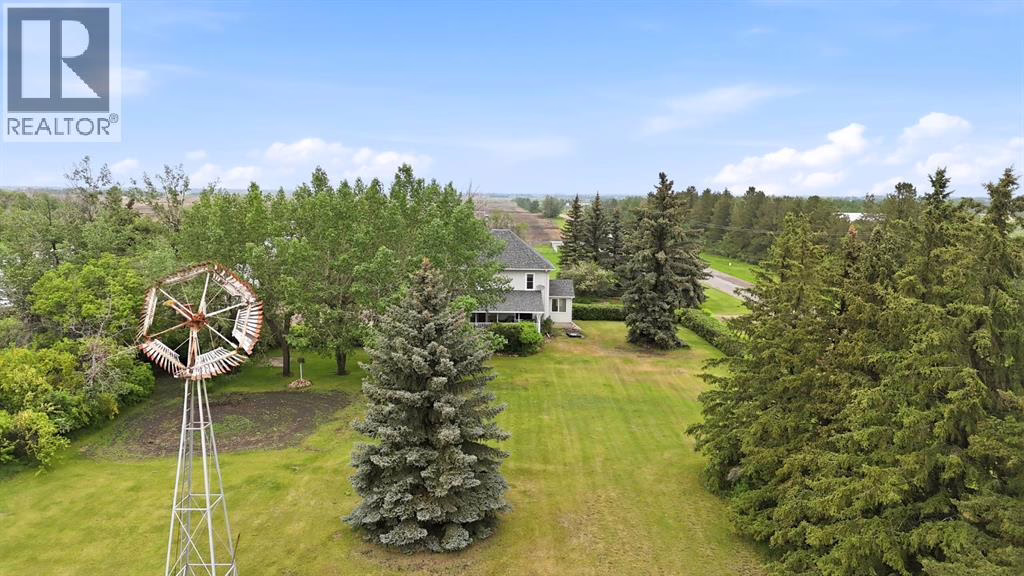 Listing photo – 5402 70 Street, Stettler