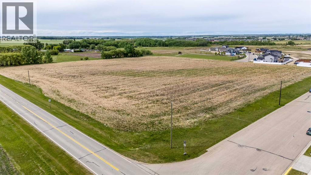 Listing photo – 4602 34 Street, Lacombe