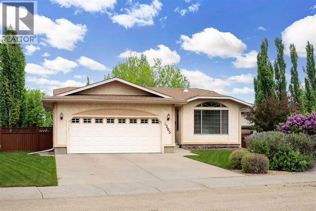 Listing photo – 5305 66 Street, Camrose