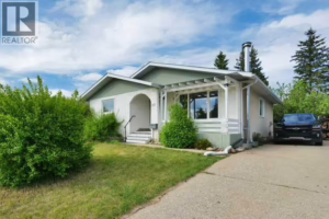 Listing photo – 22 Blackstone Avenue, Lacombe