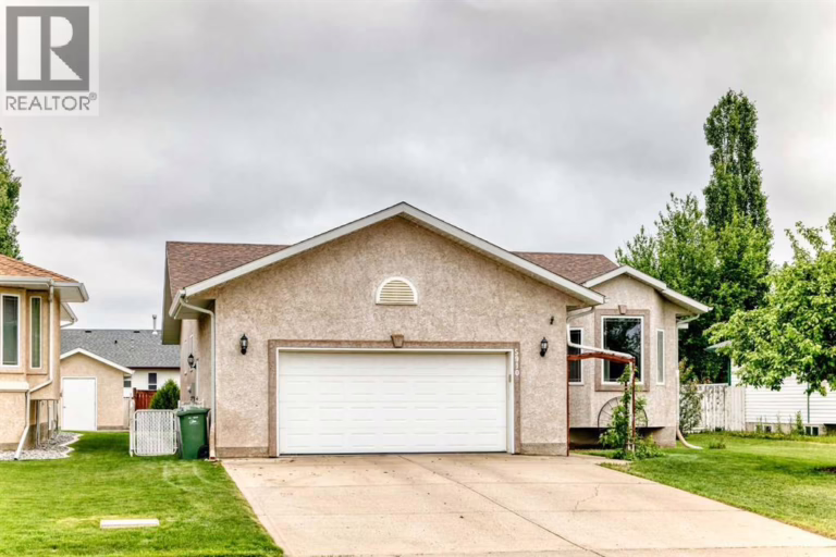Listing photo – 5910, 60 Ave, Ponoka
