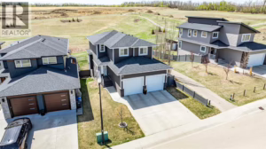 Listing photo – 19 Vanveller Way, Sylvan Lake