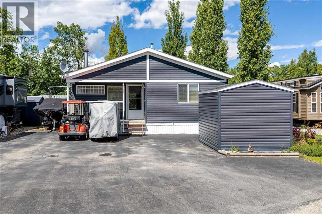 Listing photo – 6027, 35468 30 Range, Rural Red Deer County