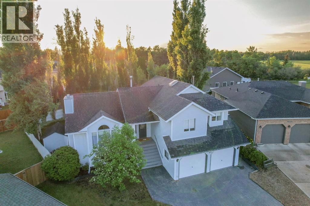 Listing photo – 5506 63A StreetClose, Ponoka